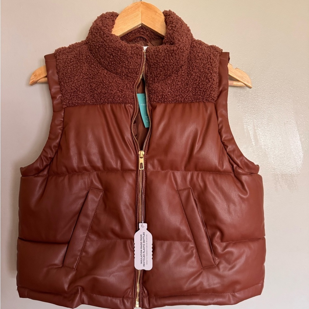 Maurices Faux Leather PufferVest Sherpa Collar Brown Medium NWT Cozy Fall Winter